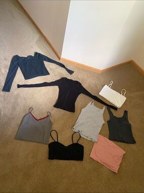 Brandy Melville bundle tops